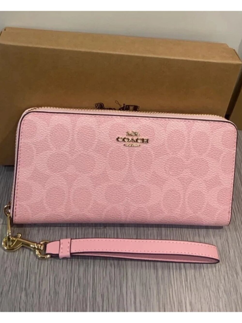 Long Zip Around Wallet In Signature Canvas CW778 Powder Pink